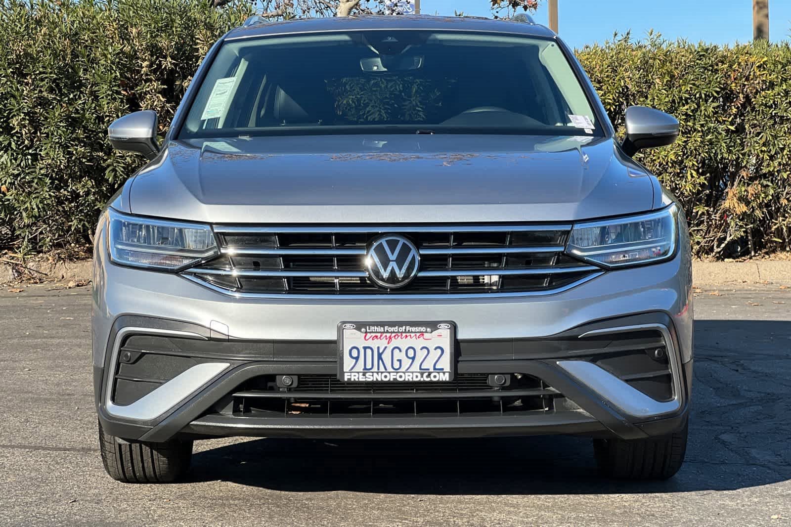 Used 2022 Volkswagen Tiguan SE image 8