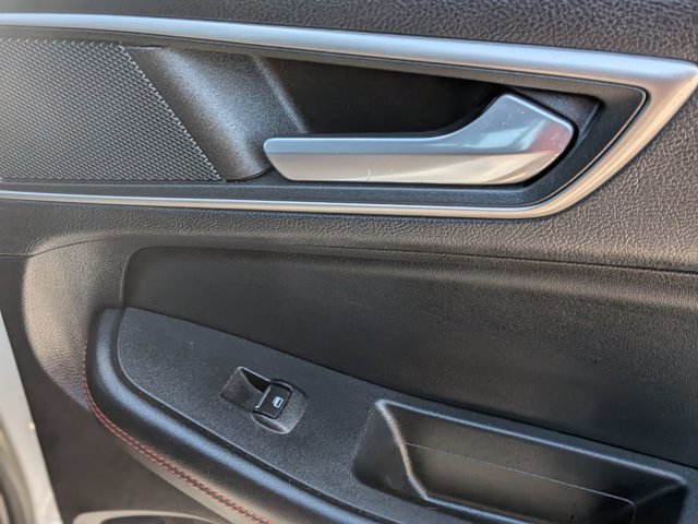 Certified 2022 Ford Edge ST-Line image 34