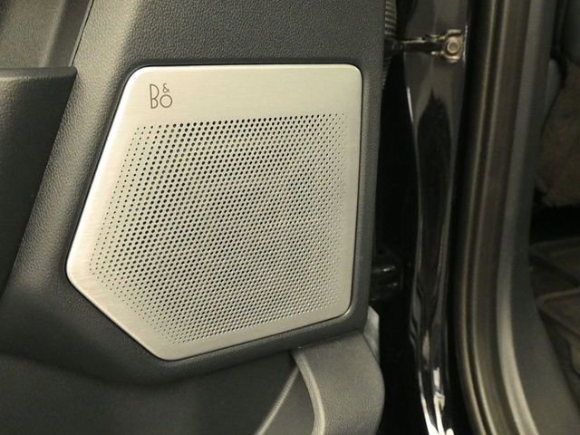 Certified 2022 Ford F150 Lariat w/ Equipment Group 502A High image 11