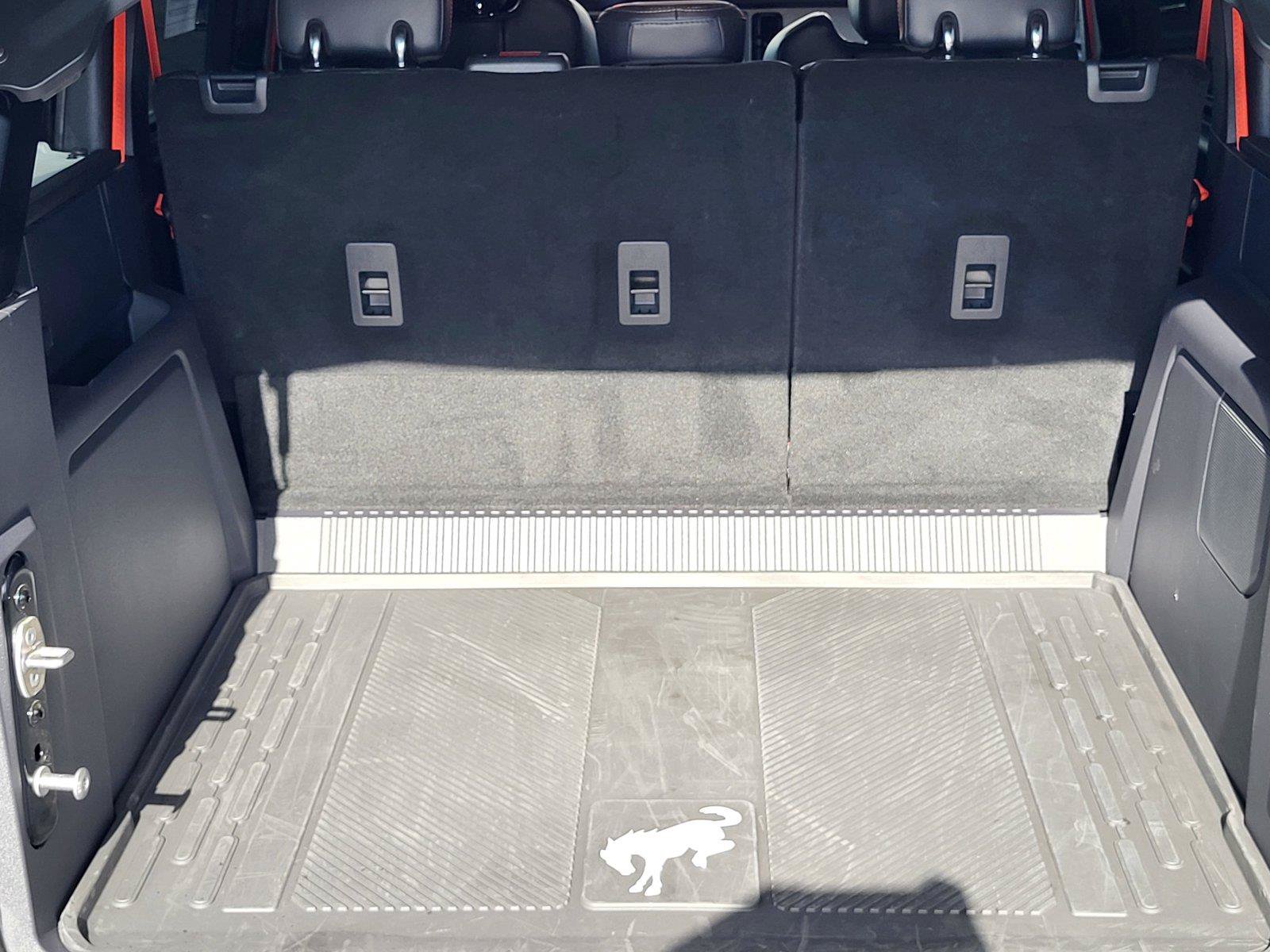 Certified 2024 Ford Bronco Raptor w/ Interior Carbon Fiber Pack 6 AWD/4WD image 35