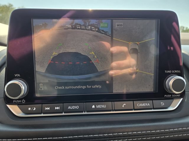 Used 2021 Nissan Rogue SV FWD image 24