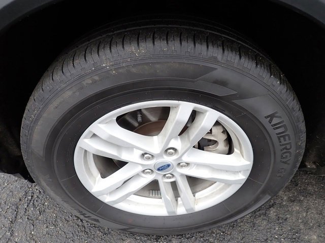 Certified 2022 Ford Explorer XLT w/ Equipment Group 202A image 13