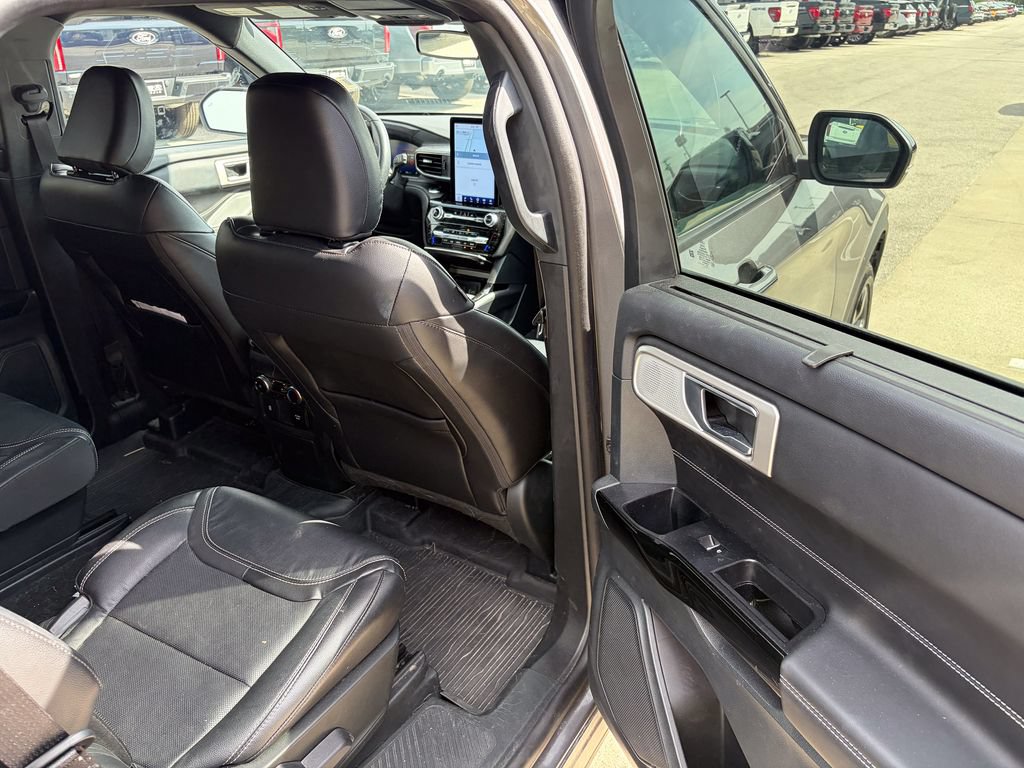 Certified 2023 Ford Explorer ST w/ Equipment Group 401A AWD/4WD image 16