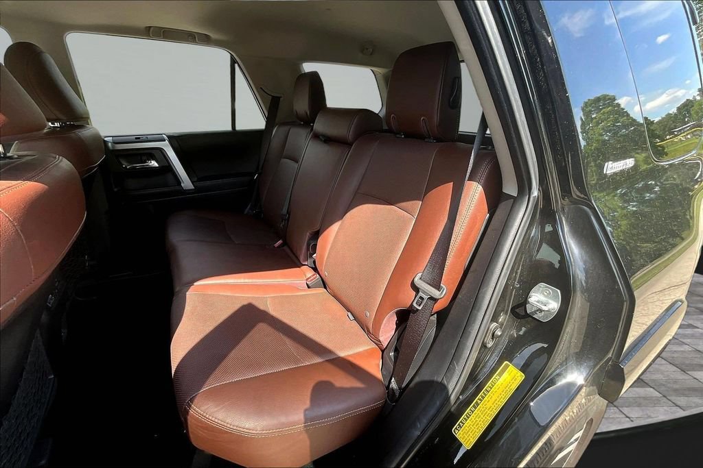 Used 2023 Toyota 4Runner Limited AWD/4WD image 19