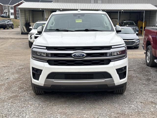 Certified 2022 Ford Expedition XLT image 2