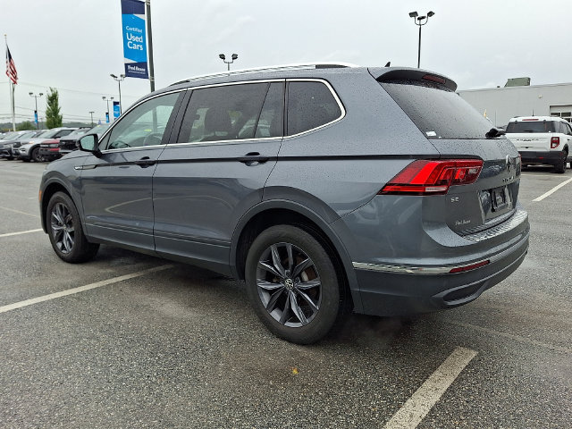 Used 2023 Volkswagen Tiguan SE w/ Panoramic Sunroof Package AWD/4WD image 7