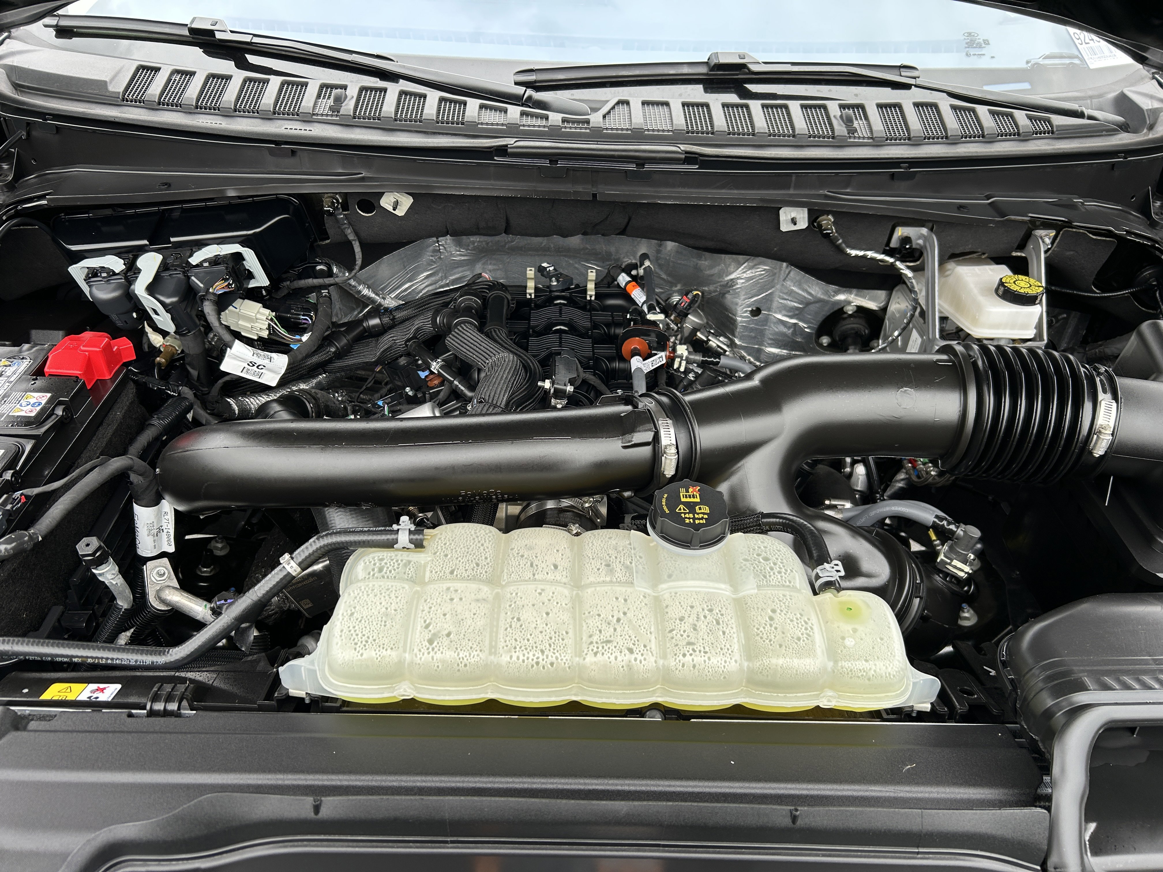 Certified 2025 Ford Expedition Active image 27