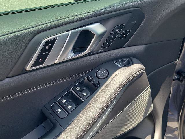 Used 2020 BMW X5 M50i w/ Premium Package AWD/4WD image 24