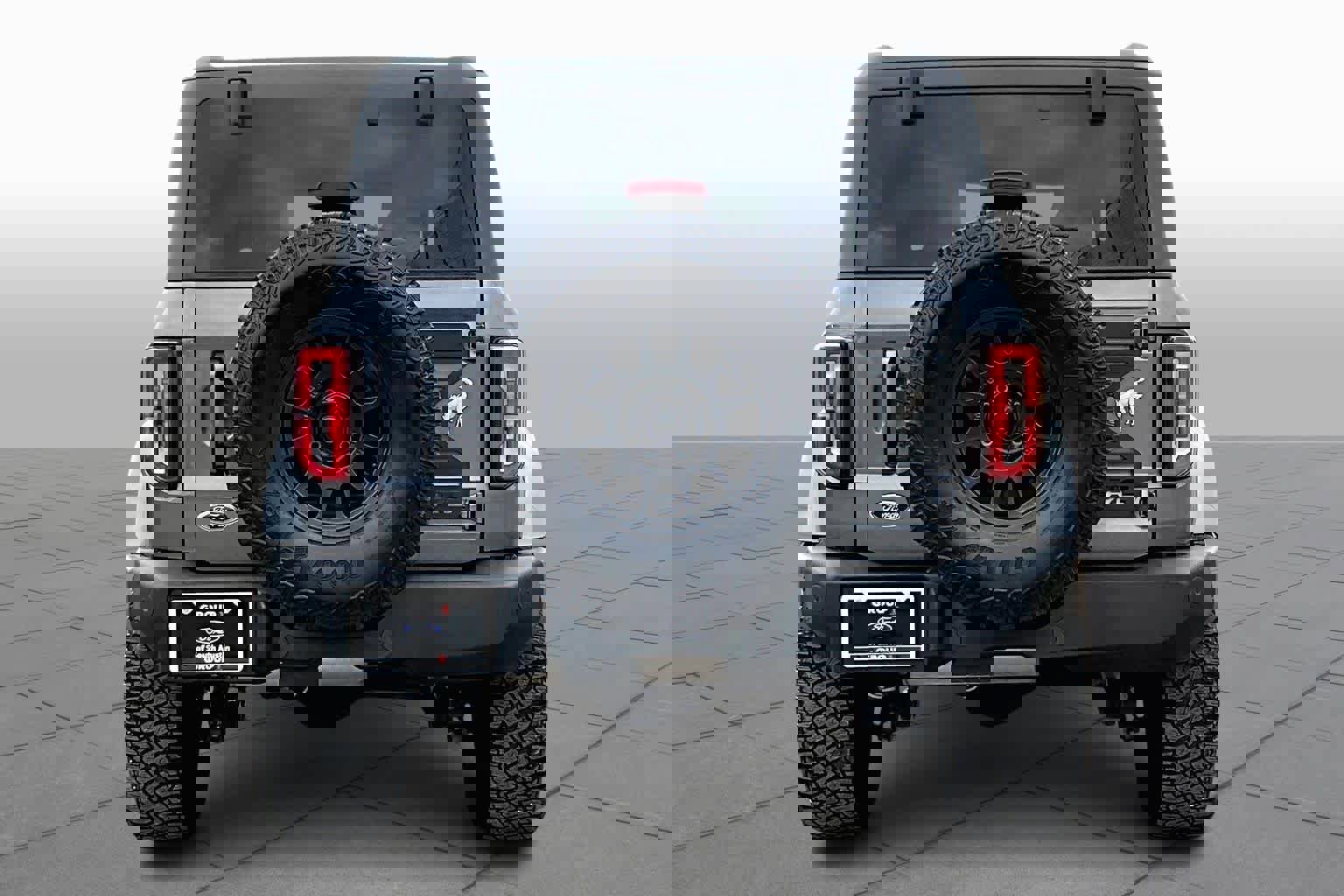 Certified 2024 Ford Bronco Outer Banks image 2