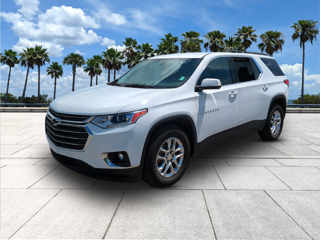 Used 2020 Chevrolet Traverse LT FWD image 3