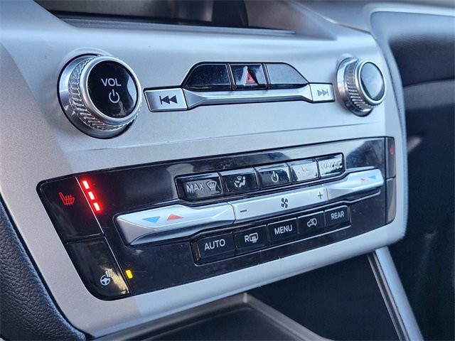 Certified 2022 Ford Explorer XLT w/ Equipment Group 202A image 24