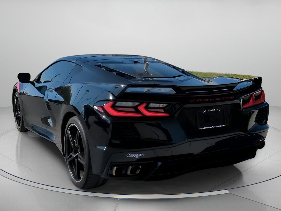 Used 2022 Chevrolet Corvette Stingray Premium Cpe w/ Z51 Performance Package image 17