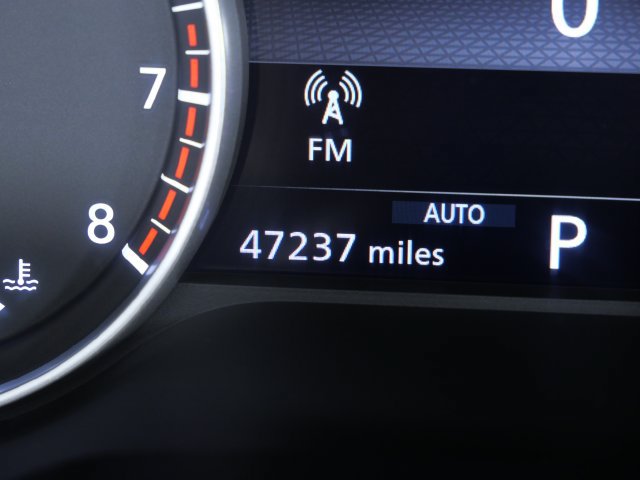Used 2023 Nissan Pathfinder SL AWD/4WD image 32