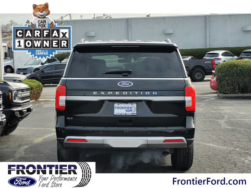 Certified 2024 Ford Expedition XLT image 3