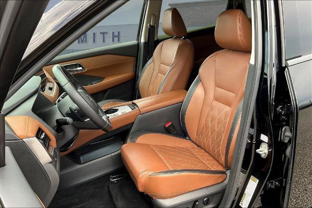 Used 2024 Nissan Rogue Platinum FWD image 20