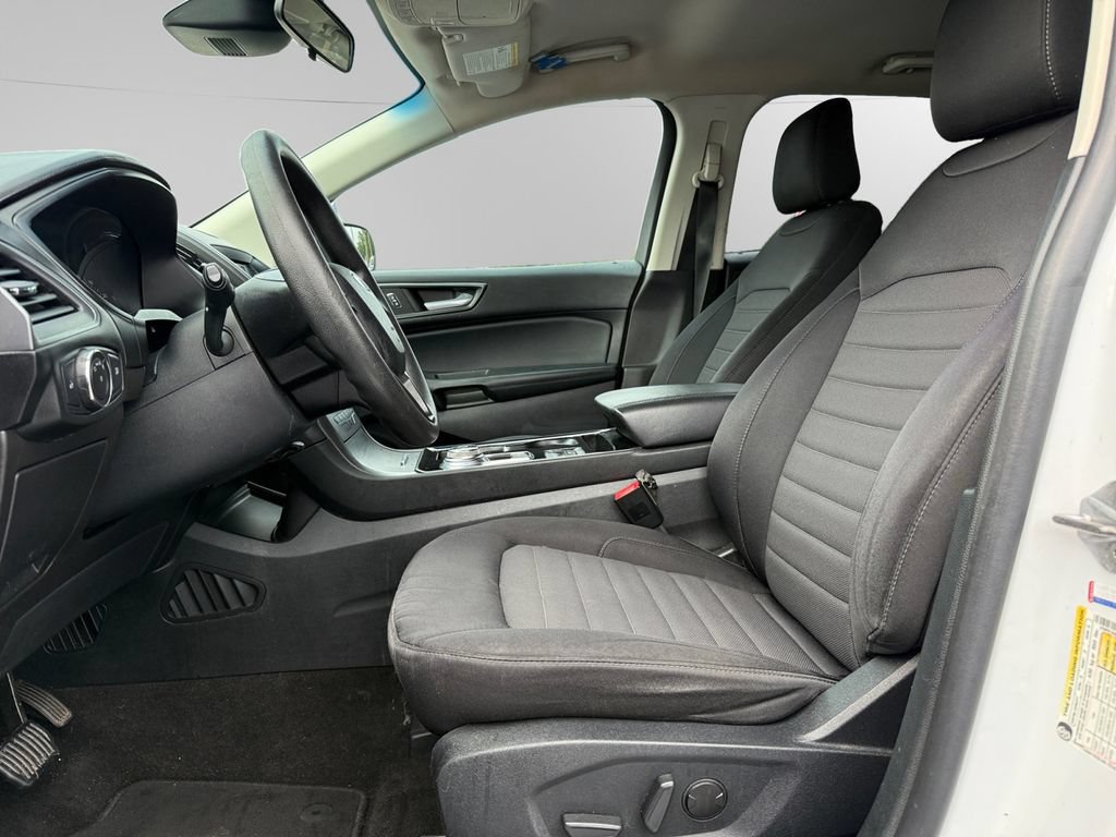Certified 2020 Ford Edge SE FWD image 9