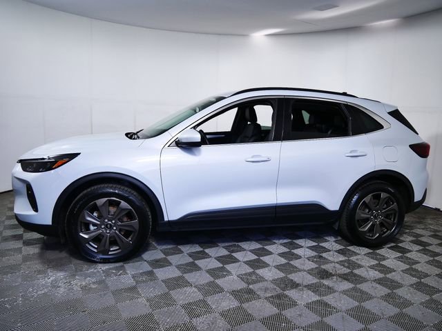 Certified 2025 Ford Escape Platinum image 6