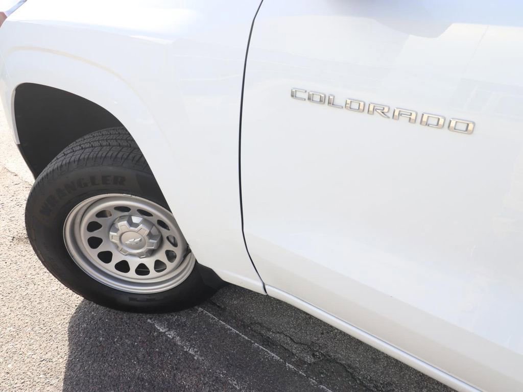 Used 2023 Chevrolet Colorado W/T image 9