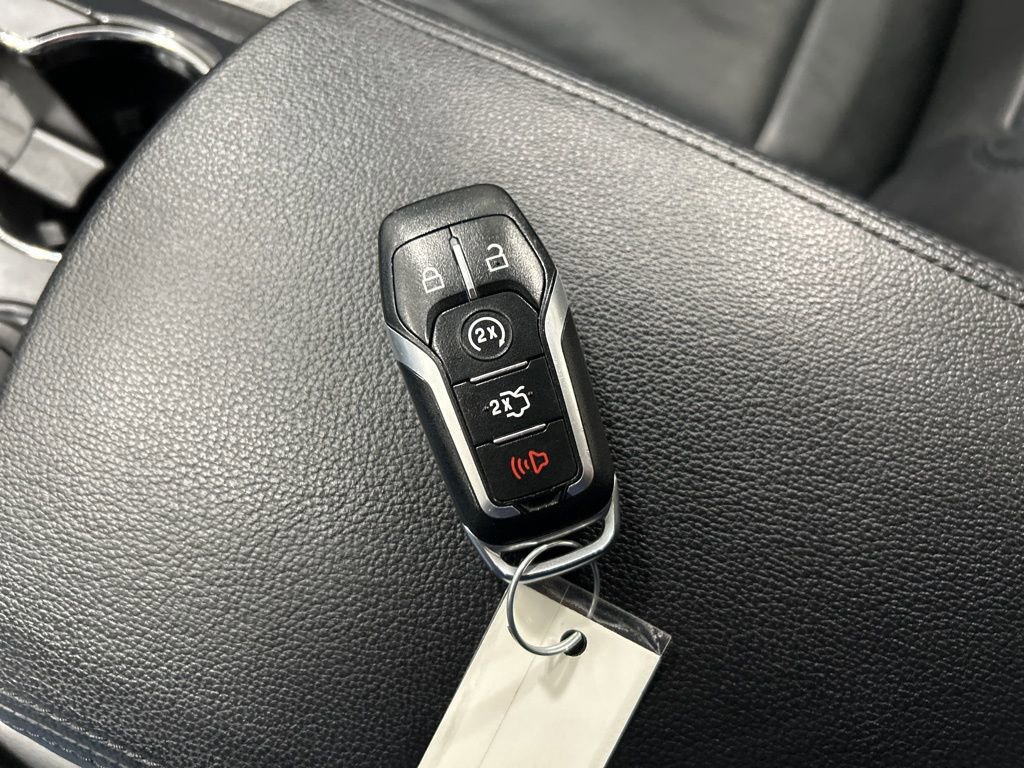 Certified 2017 Ford Explorer XLT w/ Equipment Group 202A image 23