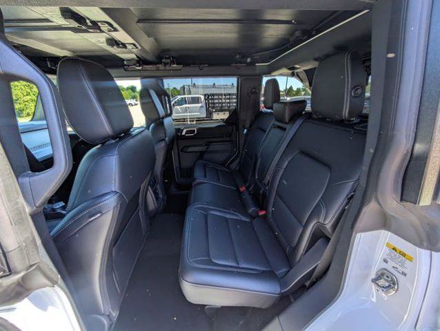 Certified 2026 Ford Bronco Outer Banks w/ Sasquatch Package AWD/4WD image 29