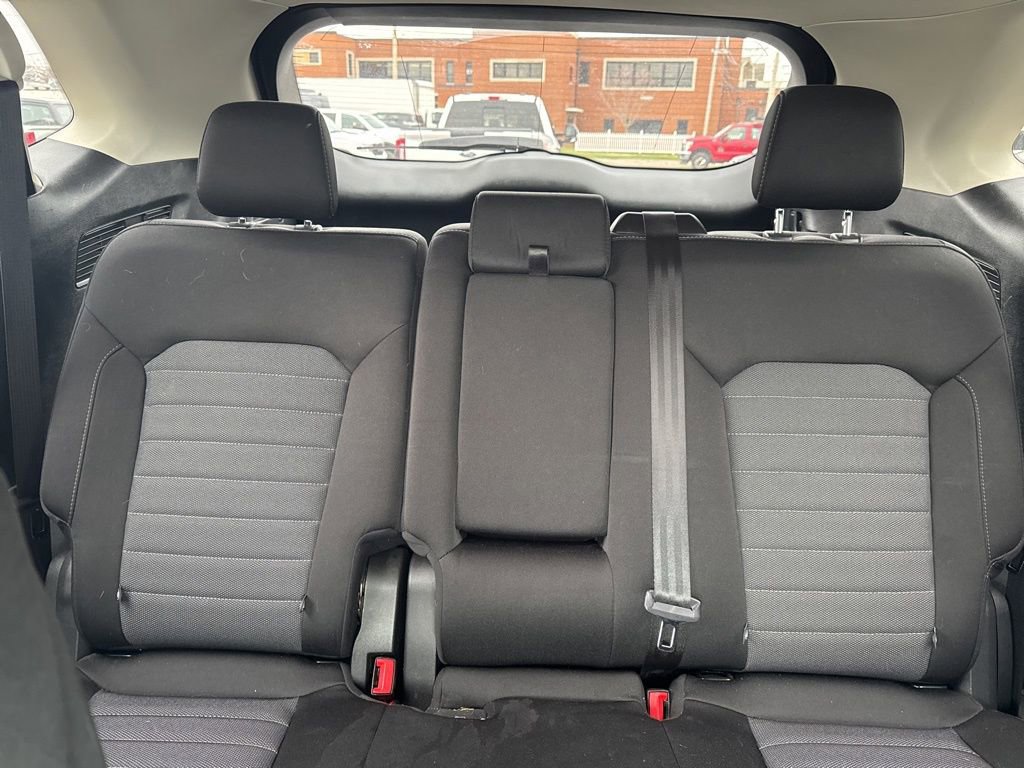 Certified 2019 Ford Edge SE image 23
