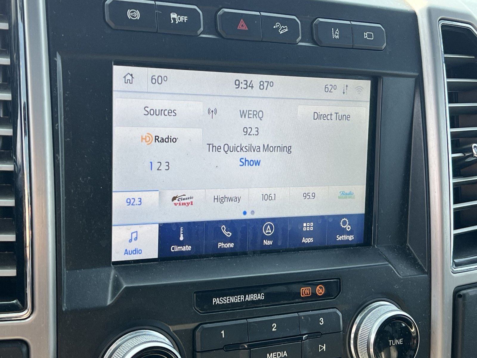 Certified 2020 Ford F450 Platinum w/ FX4 Off-Road Package AWD/4WD image 26