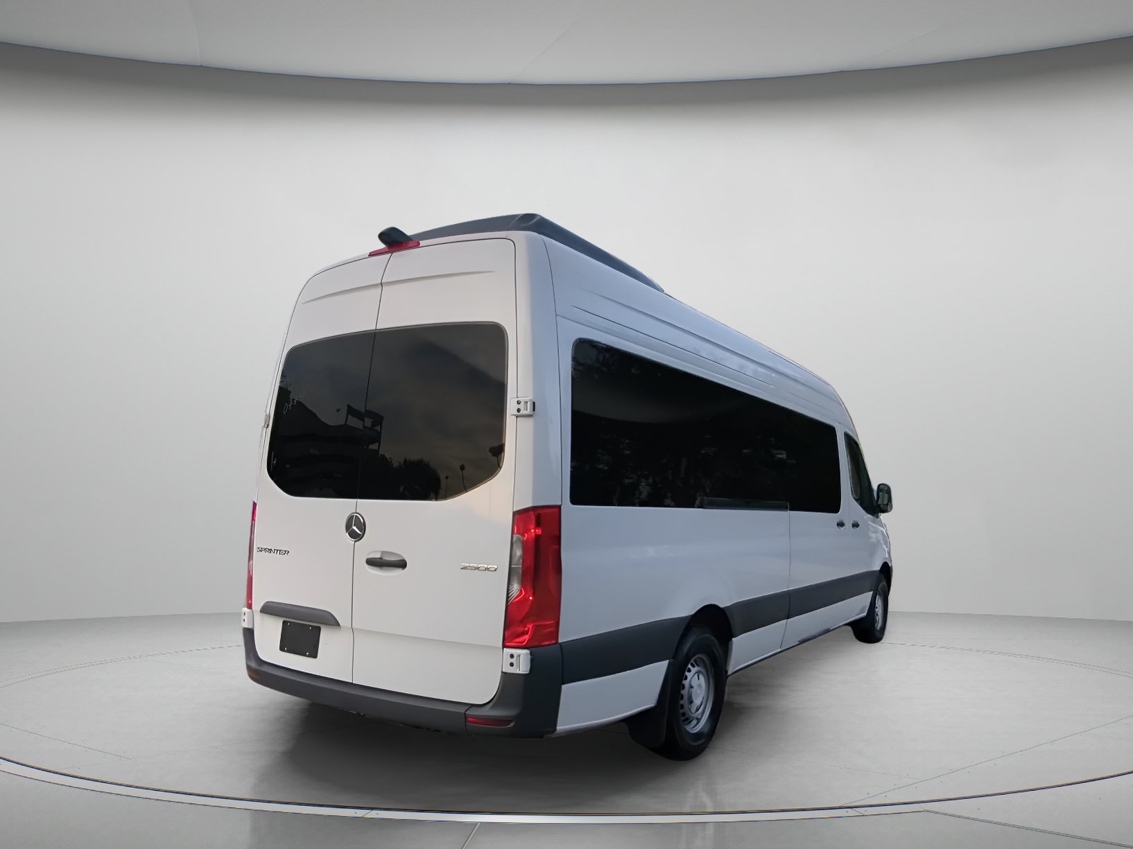 Used 2025 Mercedes-Benz Sprinter 2500 image 27