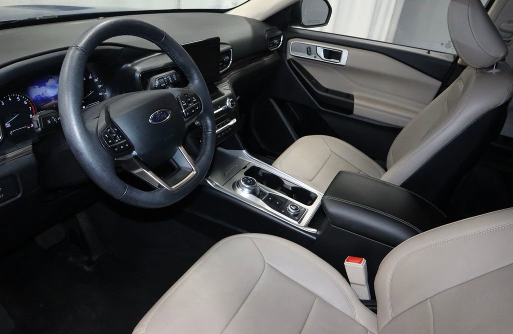 Certified 2020 Ford Explorer Limited image 25