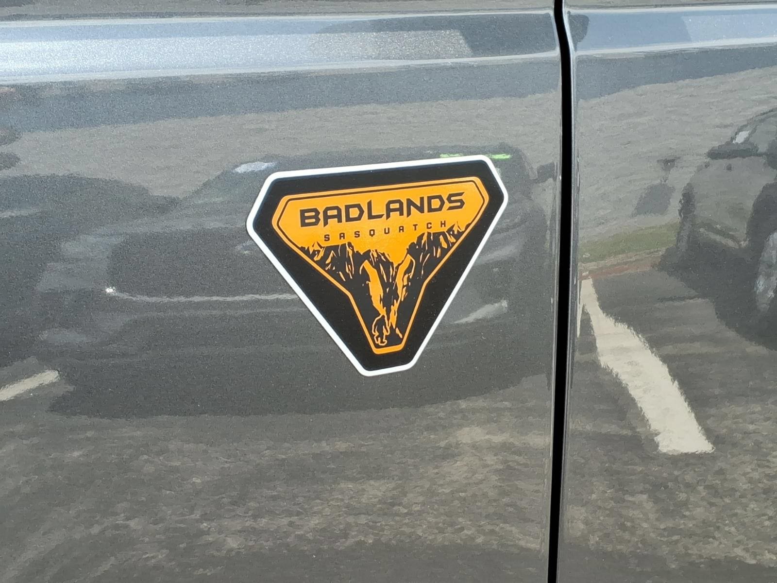 Certified 2025 Ford Bronco Badlands AWD/4WD image 11