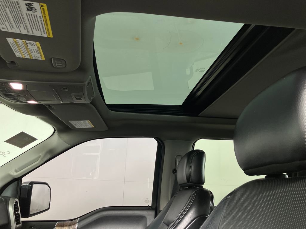 Certified 2018 Ford F150 Lariat image 33