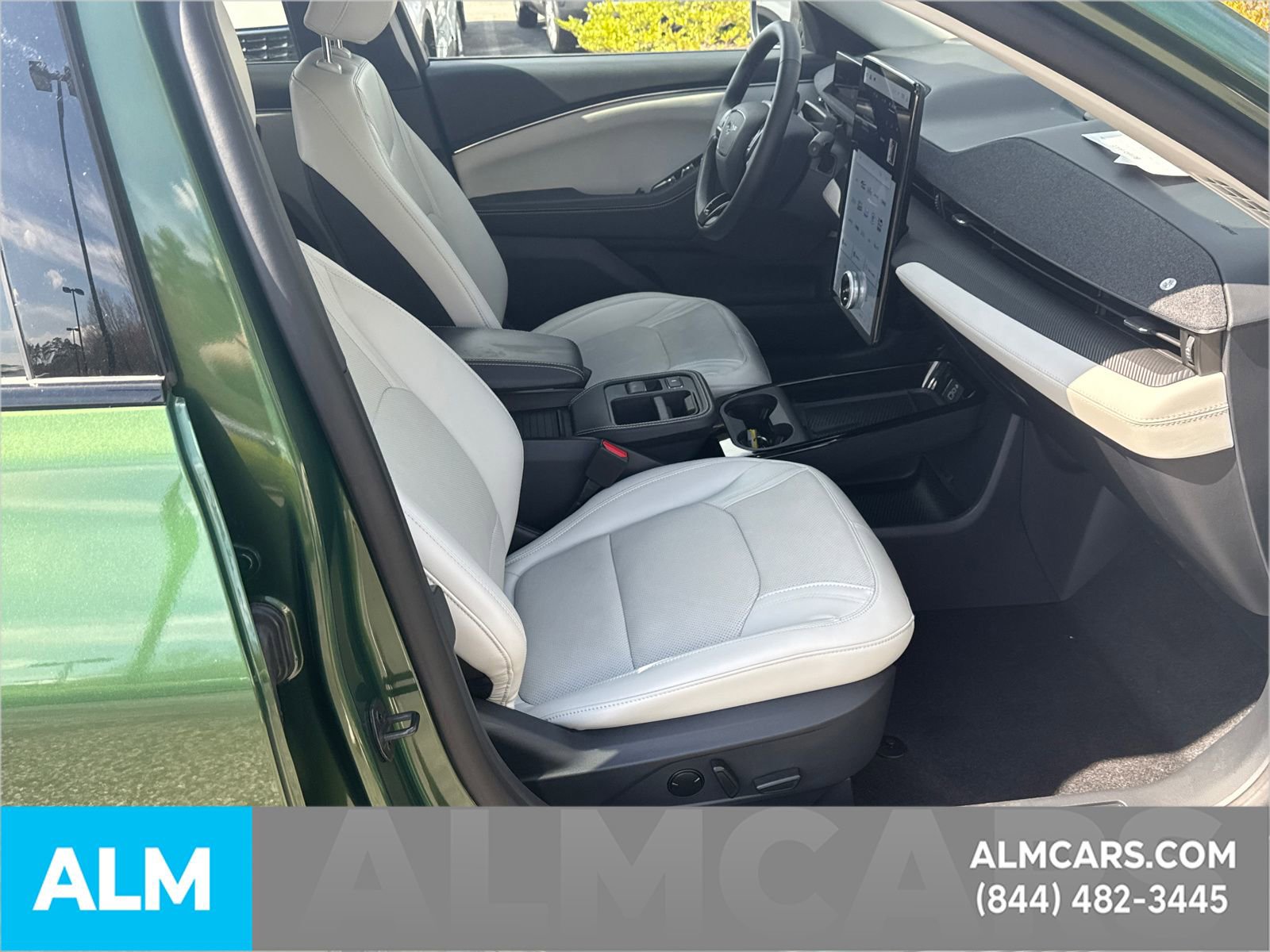 Certified 2025 Ford Mustang Mach-E Premium image 16