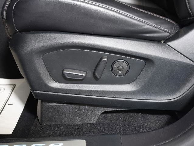 Certified 2021 Ford Explorer Platinum w/ Equipment Group 601A image 22