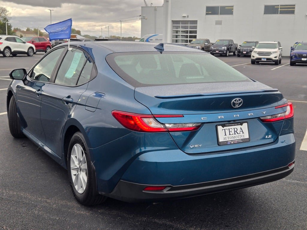 Used 2026 Toyota Camry LE w/ Convenience Package FWD image 14