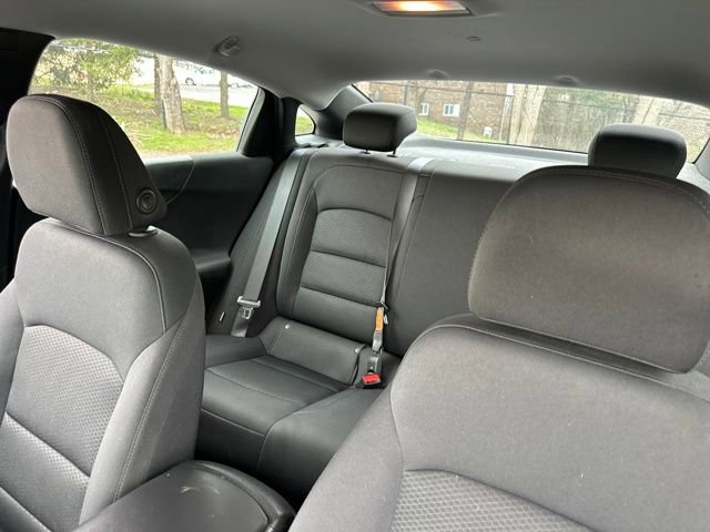 Used 2023 Chevrolet Malibu LS image 31