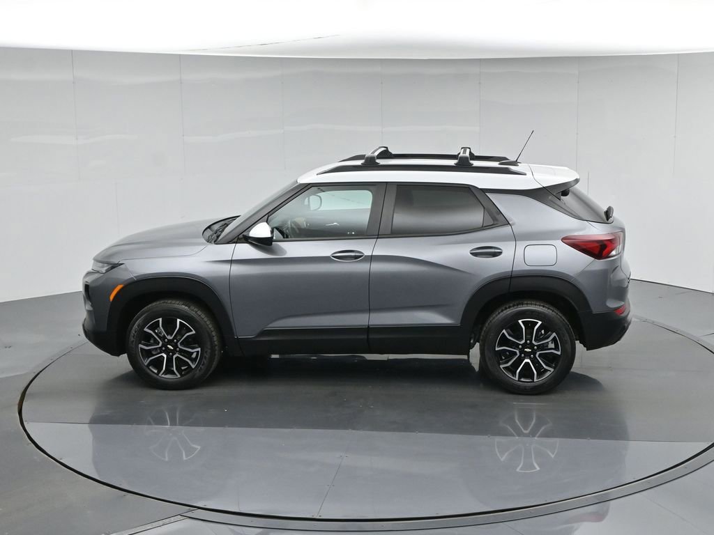 Used 2021 Chevrolet TrailBlazer ACTIV w/ Technology Package image 26