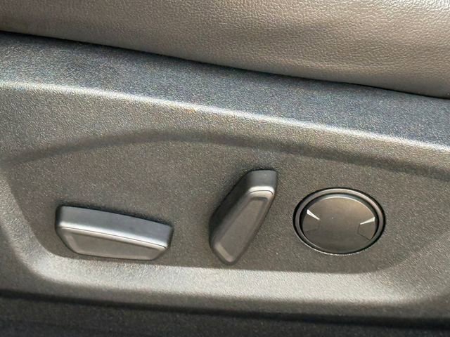 Certified 2022 Ford Edge Titanium w/ Equipment Group 301A image 7