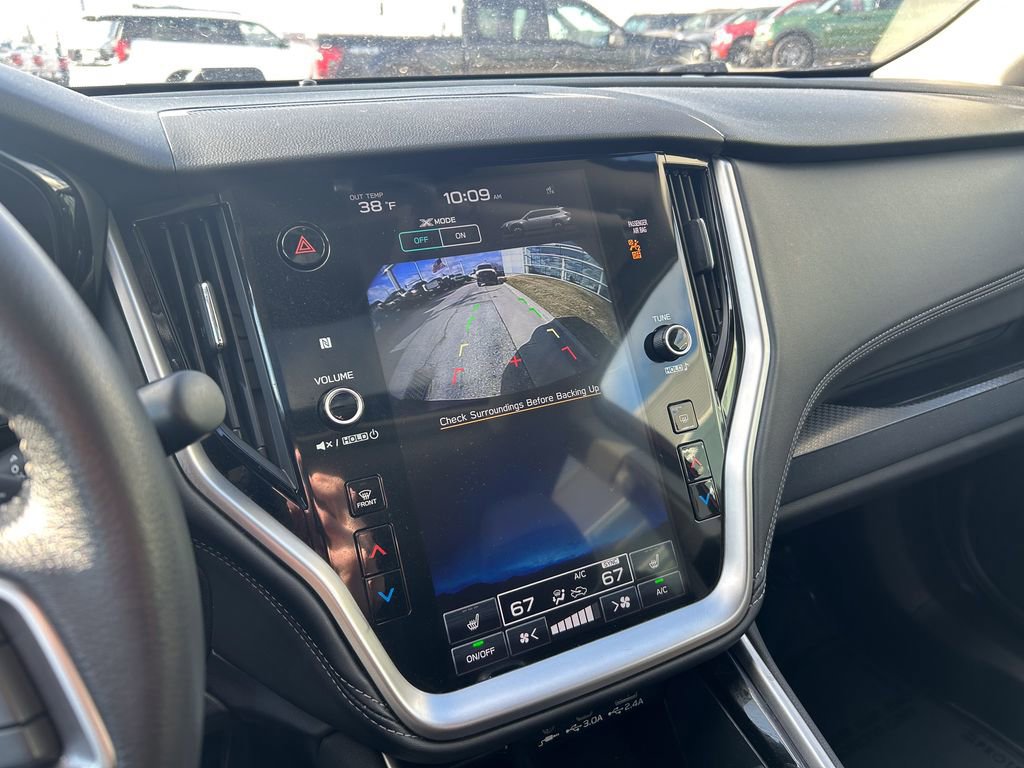 Used 2025 Subaru Outback Premium image 27