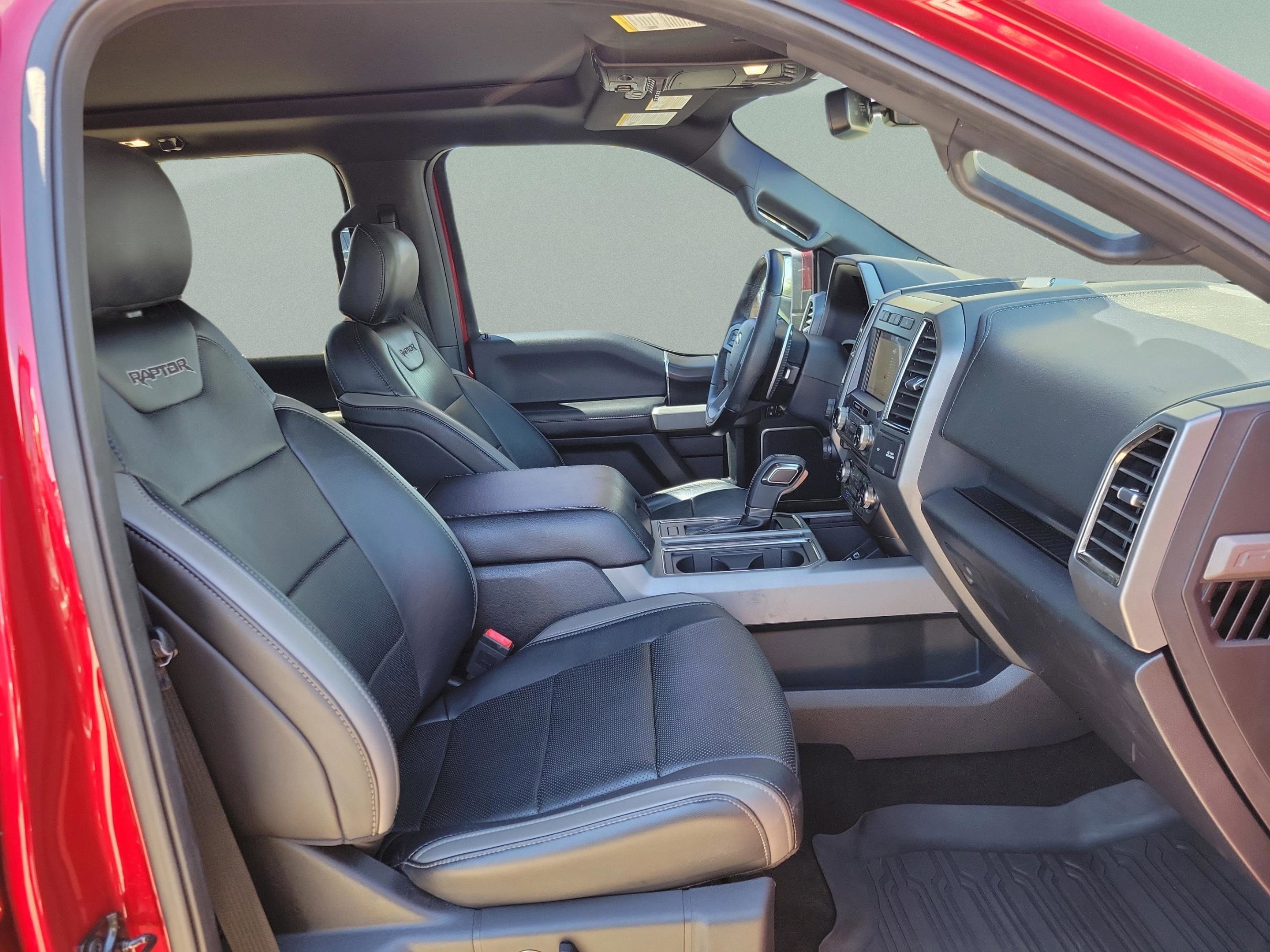 Certified 2018 Ford F150 Raptor w/ Equipment Group 802A Luxury image 32