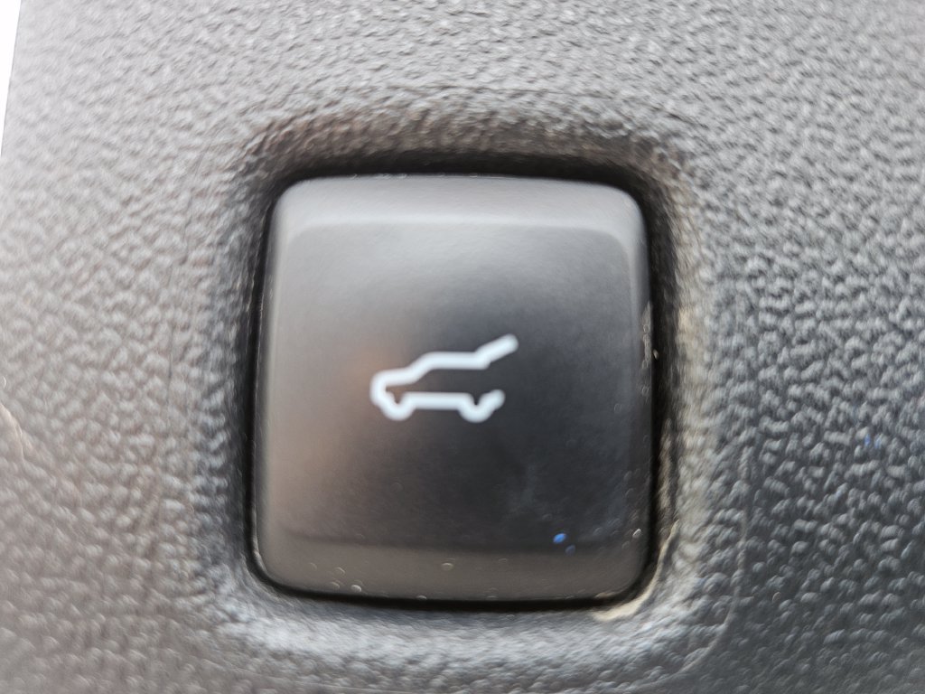 Certified 2020 Ford Escape SEL AWD/4WD image 12