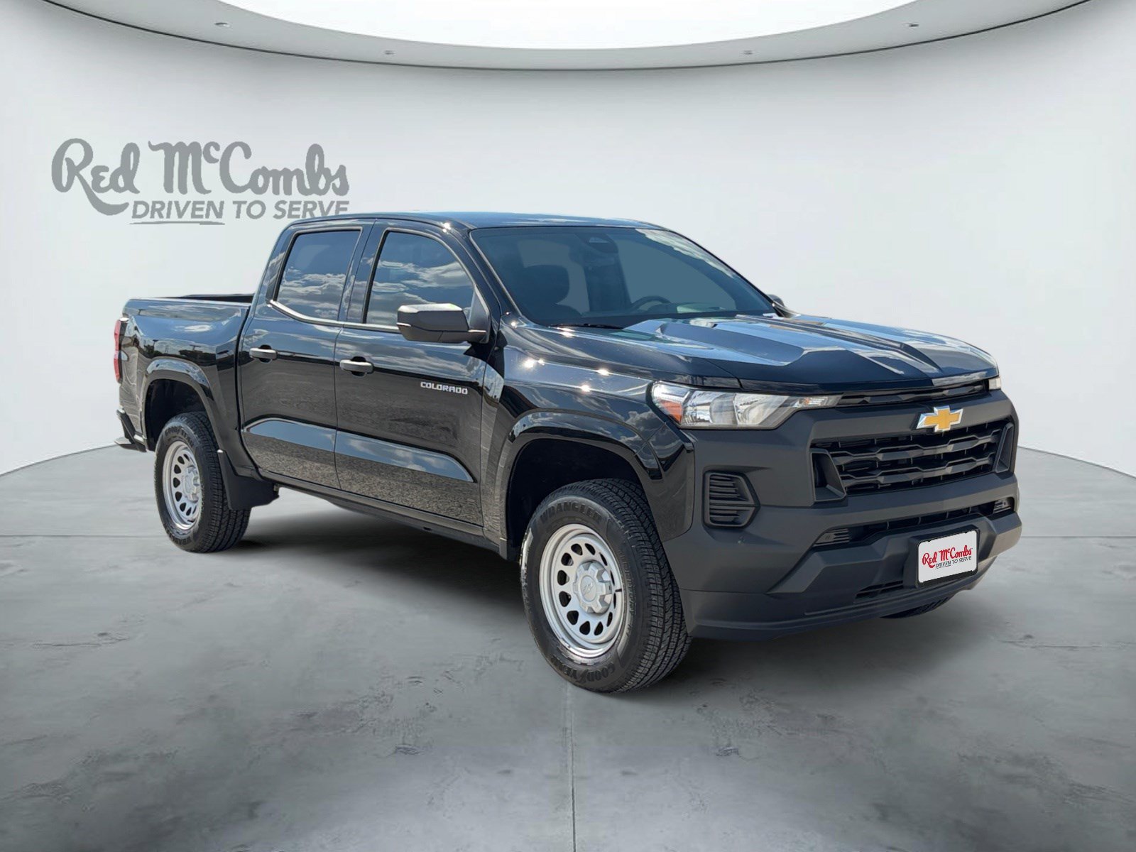 Used 2026 Chevrolet Colorado W/T w/ Advanced Trailering Package RWD image 3