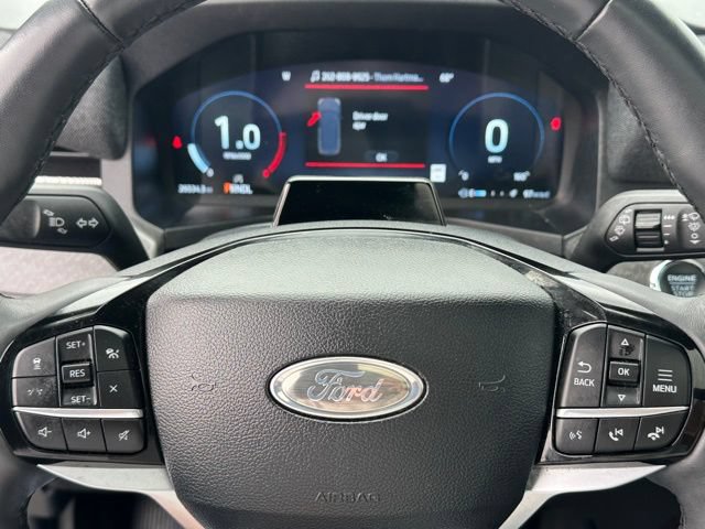 Certified 2025 Ford Explorer Platinum w/ Ultimate Package AWD/4WD image 32