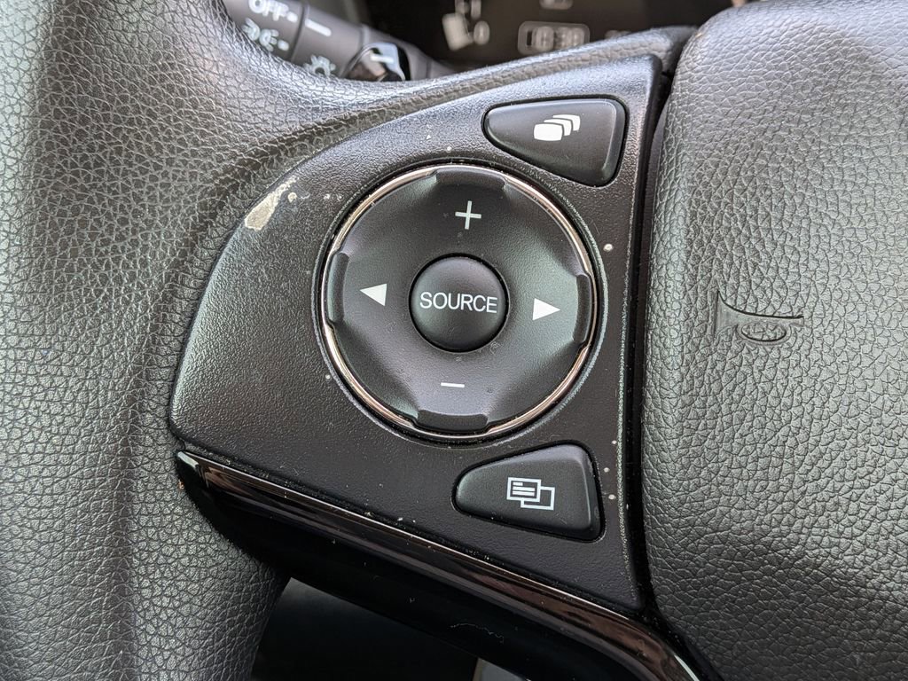 Used 2022 Honda HR-V EX image 25