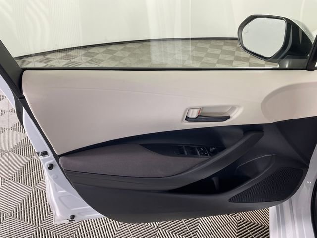 Used 2022 Toyota Corolla LE w/ LE Premium Package image 16