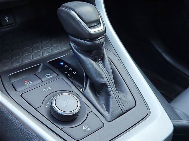 Used 2022 Toyota RAV4 XSE AWD/4WD image 9
