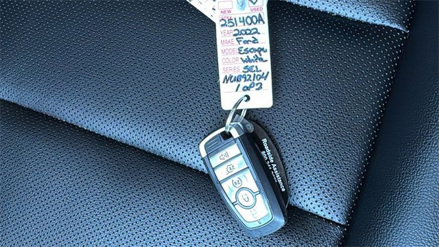 Certified 2022 Ford Escape SEL image 31