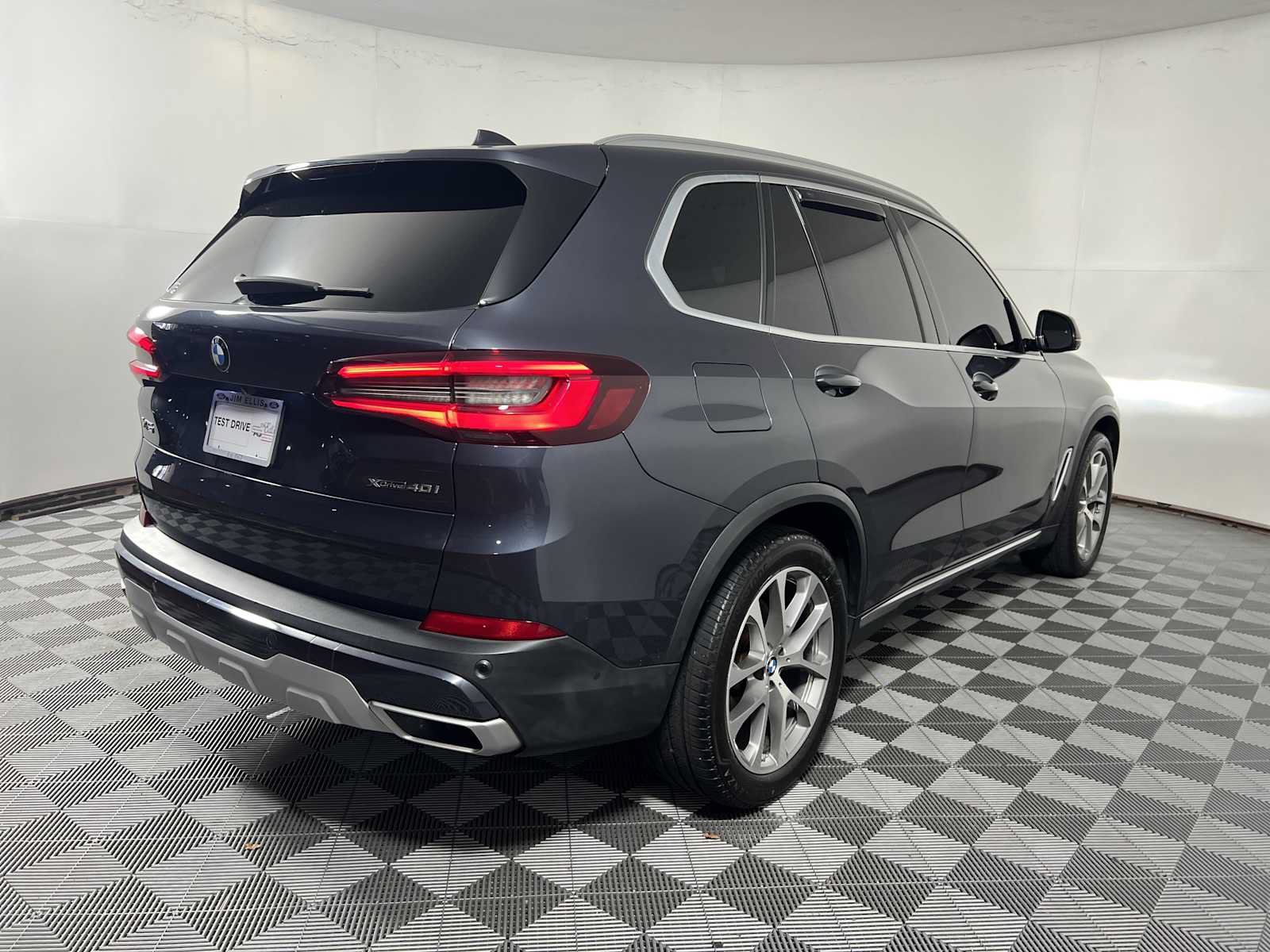 Used 2021 BMW X5 xDrive40i w/ Convenience Package AWD/4WD image 11