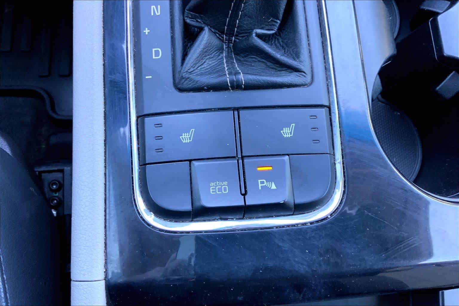 Used 2017 Kia Sedona EX FWD image 34