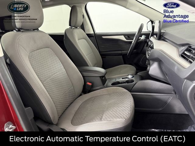 Certified 2022 Ford Escape SE w/ SE Sport Appearance Package image 17