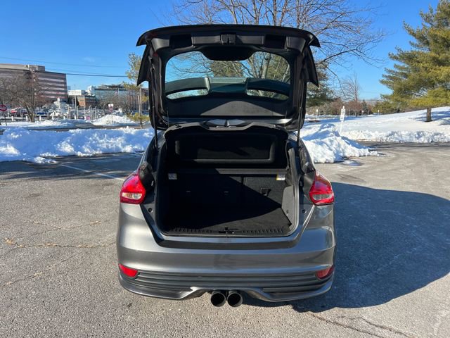 Certified 2018 Ford Focus ST image 27