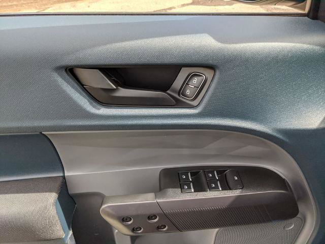 Certified 2025 Ford Maverick XL FWD image 14